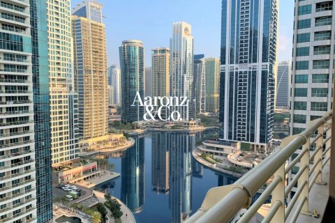 Apartment in Jumeirah Lake Towers, Dubai 2 bedrooms, 135 sq.m. № 110628