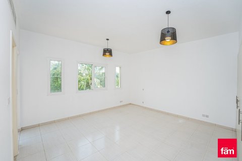 Villa in Dubai 3 bedrooms, 254.9 sq.m. № 109464 - photo 18