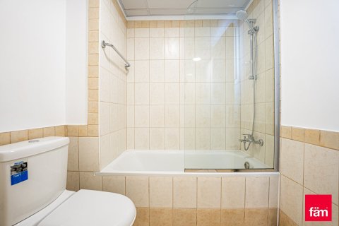 Villa in Dubai 3 bedrooms, 254.9 sq.m. № 109464 - photo 6