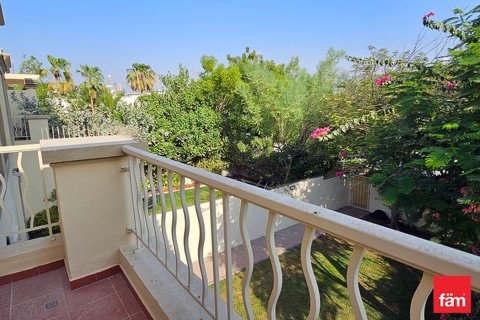 Villa in Dubai 3 bedrooms, 254.9 sq.m. № 109464 - photo 5