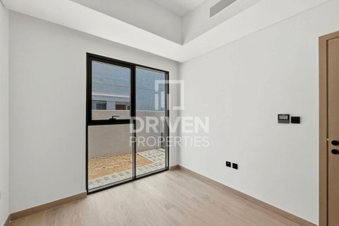 Townhouse in Damac Lagoons, Dubai 5 bedrooms, 219.62 sq.m. № 134443 - photo 7
