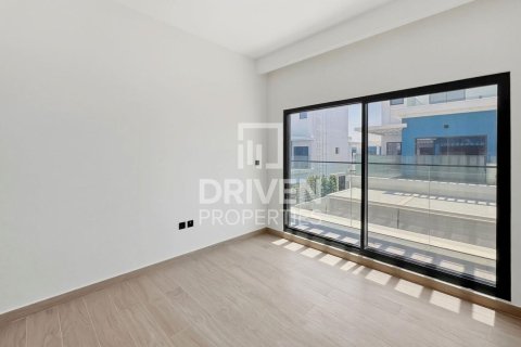 Townhouse in Damac Lagoons, Dubai 5 bedrooms, 219.62 sq.m. № 134443 - photo 14