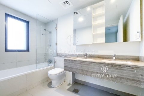 Снять в аренду виллу в Дубай Хилс Эстейт, Дубай: 4 спальни, 194м², № 90159 - фото 16