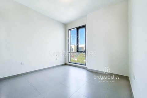 Снять в аренду виллу в Дубай Хилс Эстейт, Дубай: 4 спальни, 194м², № 90159 - фото 13