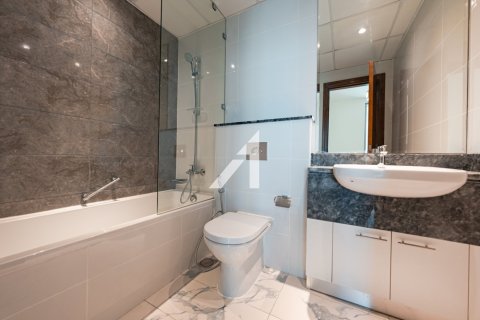 Купить квартиру в Al Habtoor City, Бизнес-Бэй, Дубай: 3 спальни, 182.6м², № 72621 - фото 2