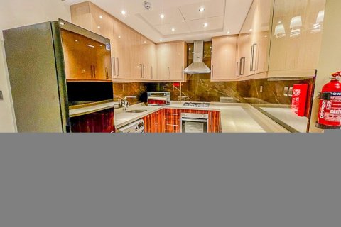 Apartment in Downtown Dubai (Downtown Burj Dubai), Dubai 3 bedrooms № 1450 - photo 2