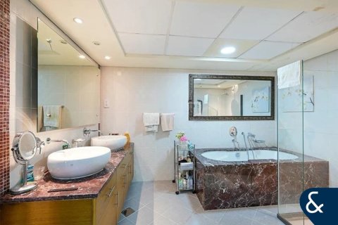 Apartment in Shams, Jumeirah Beach Residence, Dubai 1 bedroom, 149 sq.m. № 75858 - photo 9