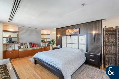 Apartment in Shams, Jumeirah Beach Residence, Dubai 1 bedroom, 149 sq.m. № 75858 - photo 6