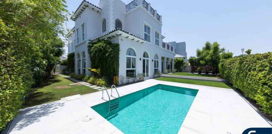 Villa in Jumeirah Golf Estates, Dubai 5 bedrooms, 658 sq.m. № 75854