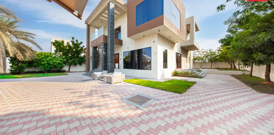 Villa à Al Barsha, Dubai, 5 chambres, 967.2 m², № 133373