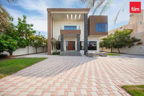Villa à Al Barsha, Dubai, 5 chambres, 967.2 m², № 133373 - photo 13