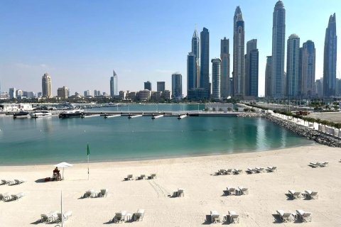 Apartment in Dubai Harbour, Dubai 2 bedrooms, 119.30 sq.m. № 3654 - photo 1