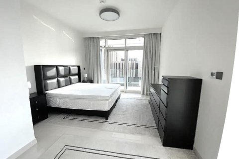Apartment in Dubai Harbour, Dubai 2 bedrooms, 119.30 sq.m. № 3654 - photo 12
