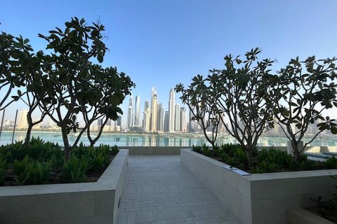 Apartment in Dubai Harbour, Dubai 2 bedrooms, 119.30 sq.m. № 3654 - photo 22