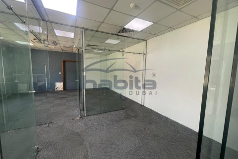 Entrepôt à Jebel Ali, Dubai, 5574.1 m², № 7729 - photo 5