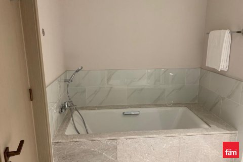 Apartment in Dubai 2 bedrooms, 102.5 sq.m. № 86100 - photo 12