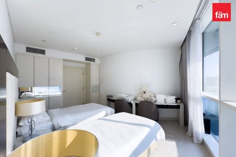 Apartment in Downtown Dubai (Downtown Burj Dubai), Dubai 3 bedrooms, 164.4 sq.m. № 86105 - photo 9