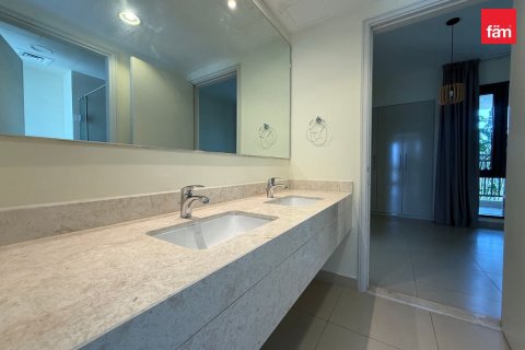 Villa in Dubai Hills Estate, Dubai 4 bedrooms, 201.8 sq.m. № 115798 - photo 22