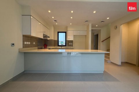 Villa in Dubai Hills Estate, Dubai 4 bedrooms, 201.8 sq.m. № 115798 - photo 10