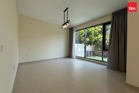 Villa in Dubai Hills Estate, Dubai 4 bedrooms, 201.8 sq.m. № 115798 - photo 3