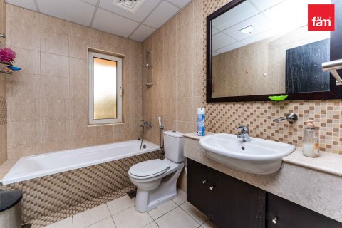 Снять в аренду виллу в Дубае: 5 спален, 543.6м², № 72135 - фото 21