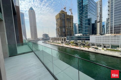 Снять в аренду квартиру в Бизнес-Бэе, Дубай: 1 спальня, 106.3м², № 72141 - фото 1