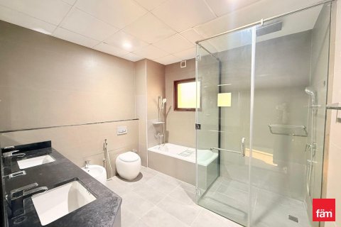 Villa en Al Furjan, Dubai, 5 dormitorios, 600 m², № 76916 - foto 17