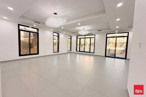 Villa en Al Furjan, Dubai, 5 dormitorios, 600 m², № 76916 - foto 4