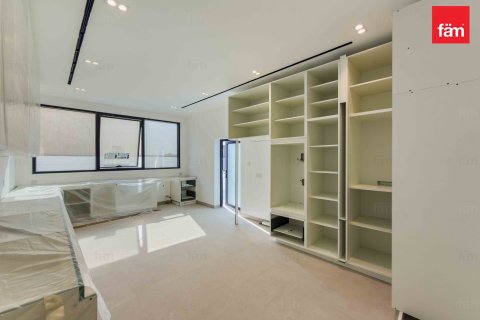 Villa in Al Barsha, Dubai 5 bedrooms, 1254.5 sq.m. № 76915 - photo 22