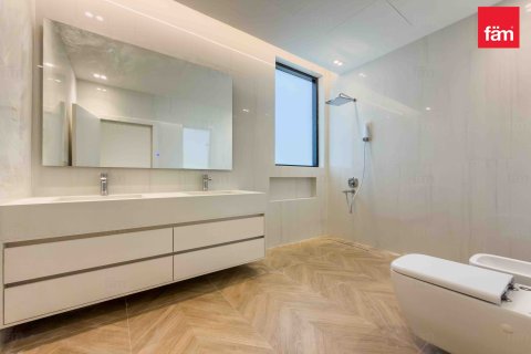 Villa in Al Barsha, Dubai 5 bedrooms, 1254.5 sq.m. № 76915 - photo 26