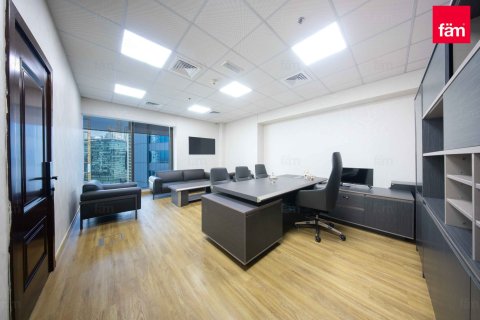 Bureau à Business Bay, Dubai, 104.7 m², № 76908 - photo 1