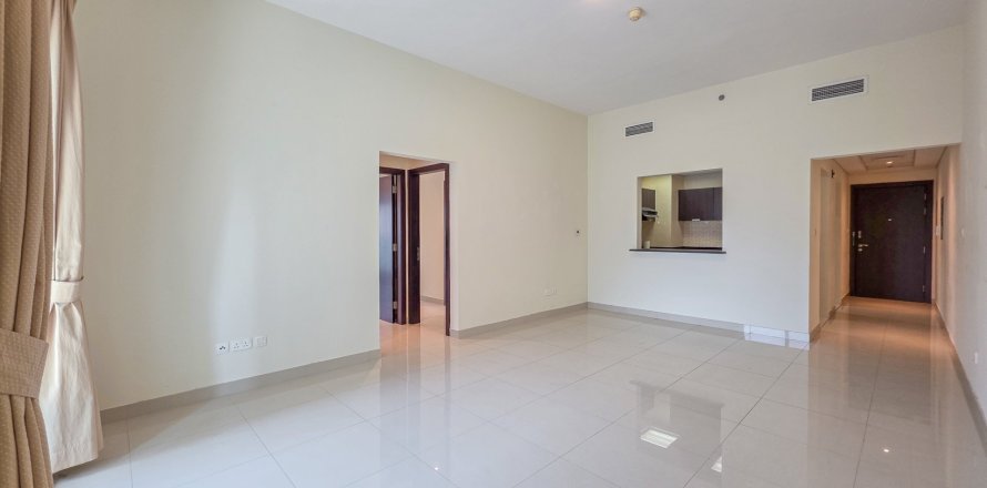 Apartamento en Dubai Sports City, Dubai, 2 dormitorios, 118 m², № 120532