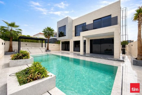 Снять в аренду виллу в Jumeirah Park, Дубай: 5 спален, 561м², № 99925 - фото 20