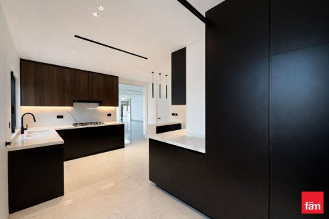 Снять в аренду виллу в Jumeirah Park, Дубай: 5 спален, 561м², № 99925 - фото 17