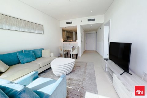 Квартира в Пальме Джумейре, Дубай, 1 спальня, 71.8м², № 99928