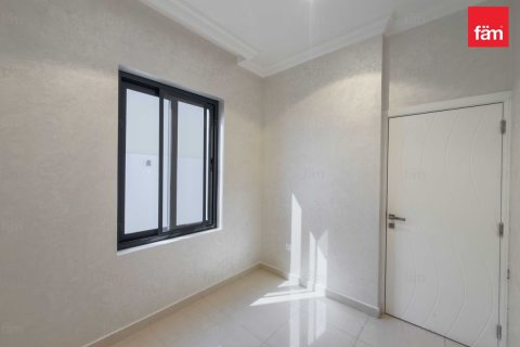 Снять в аренду виллу в Аль-Барше, Дубай: 6 спален, 982.3м², № 84192 - фото 10