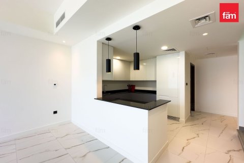 Adosado en Dubai, 4 dormitorios, 191.8 m², № 84193 - foto 2