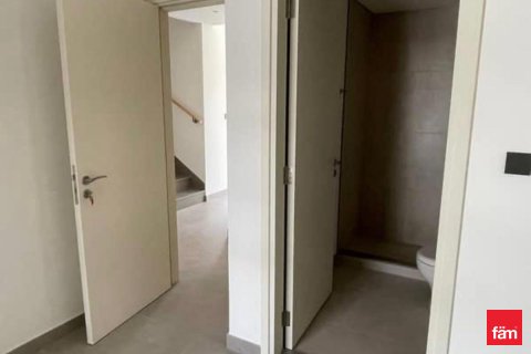 Adosado en Dubai, 3 dormitorios, 145.4 m², № 84201 - foto 13