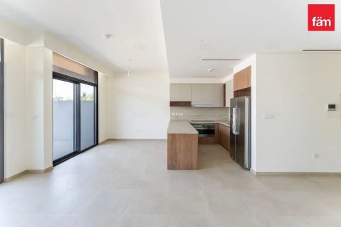 Вилла в Дубае, 3 спальни, 172.8м², № 109829