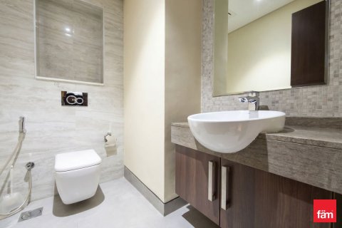Apartment in Business Bay, Dubai 2 bedrooms, 148 sq.m. № 110809 - photo 17