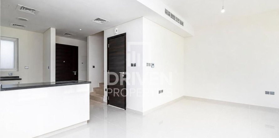 Maison de ville à Dubai, 3 chambres, 112.23 m², № 137256