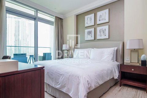 Apartment in The Address Residence Fountain Views, Downtown Dubai (Downtown Burj Dubai), Dubai 2 bedrooms, 123.93 sq.m. № 136692 - photo 10