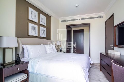 Apartment in The Address Residence Fountain Views, Downtown Dubai (Downtown Burj Dubai), Dubai 2 bedrooms, 123.93 sq.m. № 136692 - photo 9