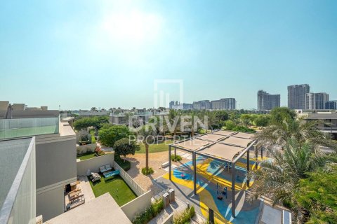 Villa en Club Villas at Dubai Hills, Dubai Hills Estate, Dubai, 3 dormitorios, 268.86 m², № 136696 - foto 21