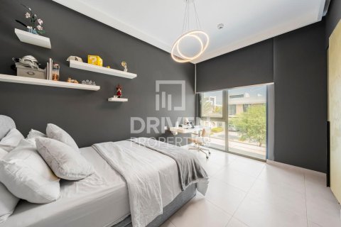 Villa en Club Villas at Dubai Hills, Dubai Hills Estate, Dubai, 3 dormitorios, 268.86 m², № 136696 - foto 11