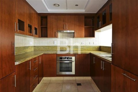 Apartment in The Views, Dubai 1 bedroom, 72 sq.m. № 21641 - photo 7