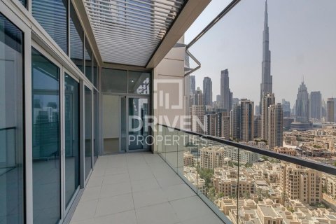 Appartement à Bellevue Towers, Downtown Dubai (Downtown Burj Dubai), Dubai, 3 chambres, 280 m², № 65210 - photo 2