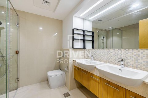 Appartement à Bellevue Towers, Downtown Dubai (Downtown Burj Dubai), Dubai, 3 chambres, 280 m², № 65210 - photo 20