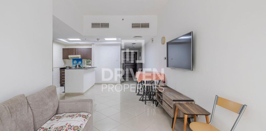 Apartamento en Jumeirah Lake Towers, Dubai, 1 dormitorio, 76 m², № 65211