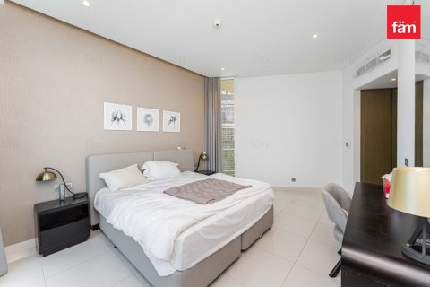 Apartment in Business Bay, Dubai 2 bedrooms, 117.8 sq.m. № 123407 - photo 15
